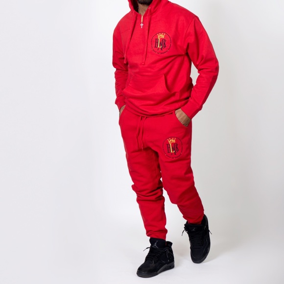 Jogger Set - Picture 3 of 4